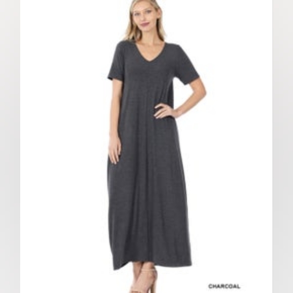 Zenana Short Sleeve Maxi Dress with Pockets charcoal - Picture 1 of 5